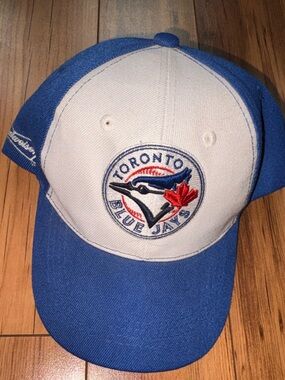 Genuine Merchandise Blue and White Toronto Blue Jays Baseball Cap - Men Swim